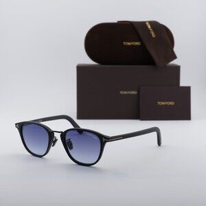 Tom Ford FT1049-D 02W Square Sunglasses - Matte Black/Blue Gradient